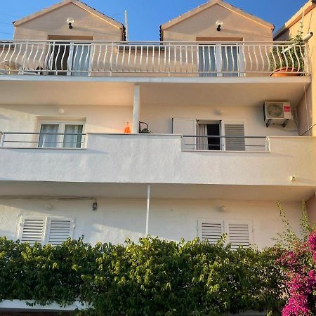 Apartment Branka Kustura Hvar Town Exterior photo